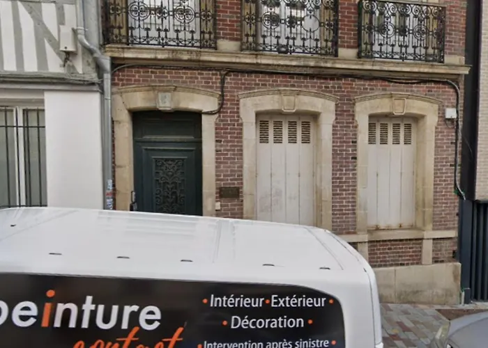Petit T2 hypercentre avec terrasse privée